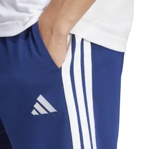 Short de jersey simple adidas Essential 3-Stripes 7" image-4