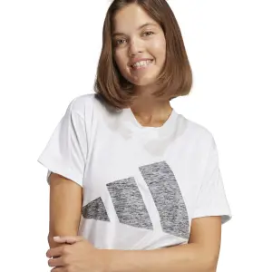 Camiseta de mujer adidas Essentials Winners image-4