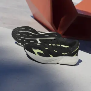 Baskets adidas Lightblaze image-4
