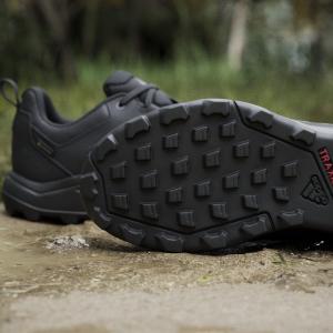 product/a/d/adidas_ji0959_26_footwear_photography_heromrktng_view_11-nw091625.jpg