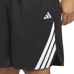 Pantalón corto adidas Legends 3-Stripes image-4