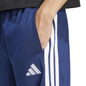 Pantalón corto adidas 3-Stripes image-4