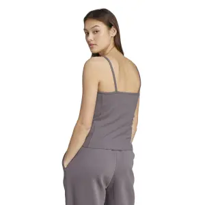 Camiseta de tirantes para mujer adidas All Szn image-3