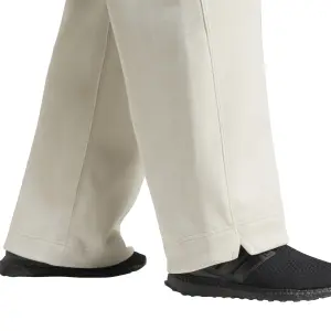 Calças de jogging largas para mulher adidas All Szn Fleece image-5