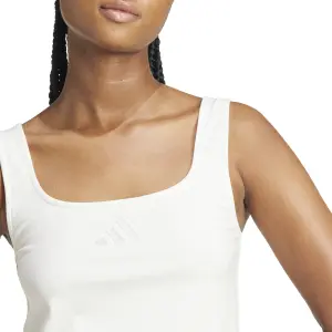 Camiseta de tirantes para mujer adidas All Szn Luxe image-5