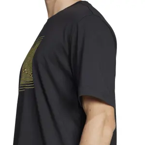 Camiseta adidas Tech Metallic Graphic image-5