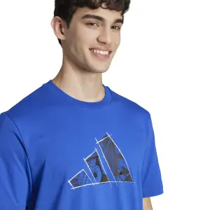 Camiseta adidas Codes Photoreal Logo Graphic image-4
