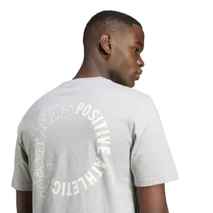 Camiseta adidas Lounge Verbiage Circle Graphic image-4