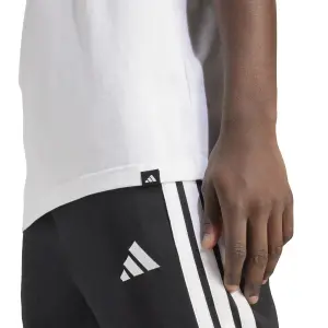 Camiseta adidas Lens Power Of Three Graphic image-4