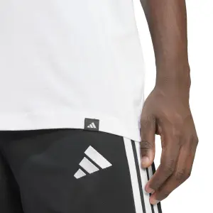 Camiseta adidas Yay Graphic image-5