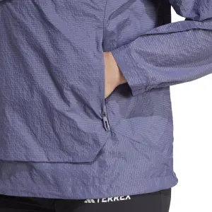 Corta-vento feminino adidas Terrex Xploric image-4