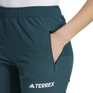 Damen Stretch-Jogginghose adidas Terrex Multi Essentials image-4