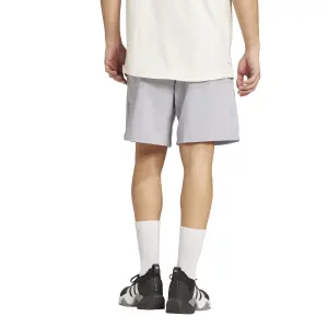 Pantalón corto adidas Tech Apparel image-2