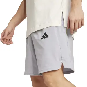 Pantalón corto adidas Tech Apparel image-4