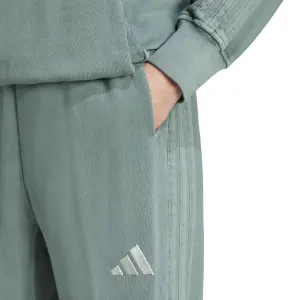 Pantalón suelto adidas All Szn French Terry image-4