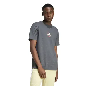 Camiseta adidas Lounge Pizza Graphic image-1