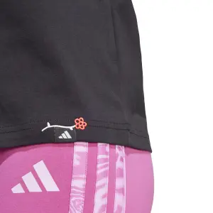 Camiseta de mujer adidas Lounge Mini Graphic image-5