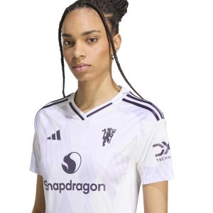 product/a/d/adidas_jp3029_6_apparel_on_model_detail_view_1_white.jpg