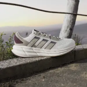 Tenisky adidas Astrastar image-1