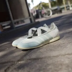 Sneakers adidas Barreda Mary Jane image-2