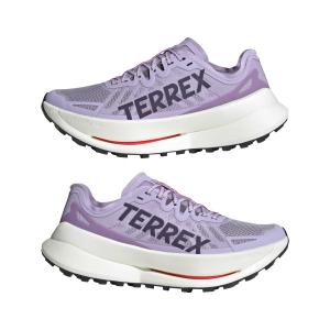 product/a/d/adidas_jq1616_10_footwear_photography_mirrored_pair_view_white-nw091625.jpg