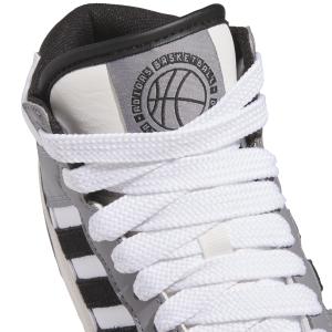 product/a/d/adidas_jr0191_8_footwear_photography_detail_view_1_white-nw111924.jpg