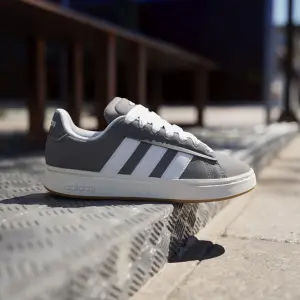 Tränare adidas Grand Court Alpha 00s image-2