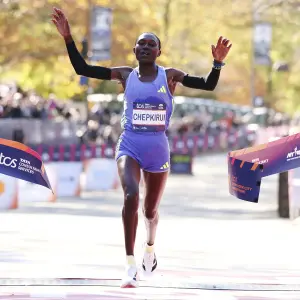 Damen-Laufschuhe adidas Adizero Adios Pro 4 image-3