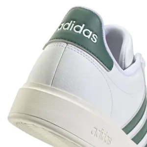 product/a/d/adidas_jr2224_9_footwear_photography_detail_view_2_white-nw091625.jpg