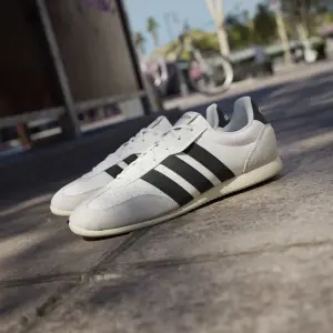 Sneakers adidas Barreda image-2