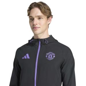 Manchester United training top 2025/26 image-3