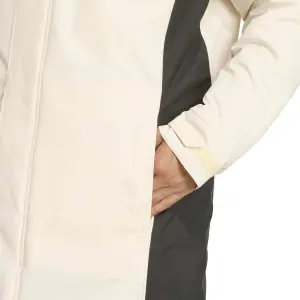 Liverpool FC Tiro Stadium Parka 2025/26 image-3