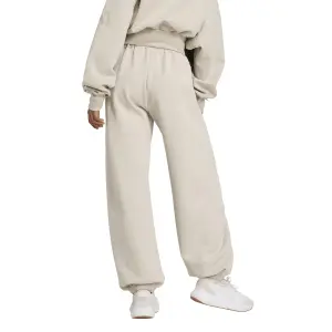 Women's joggers adidas Soft Lux image-2