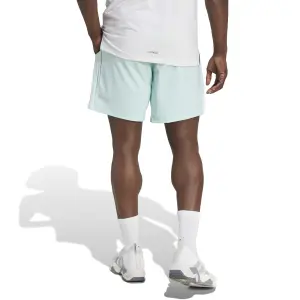 Pantalón corto adidas Tech Apparel image-2