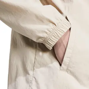 Casaco coach Mercedes AMG Petronas Formula One Team Summer image-6