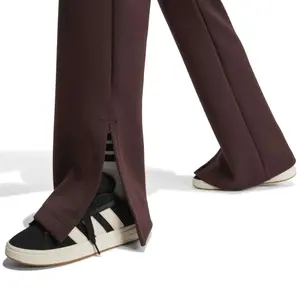 Pantalón de campana adidas Soft Lux image-4