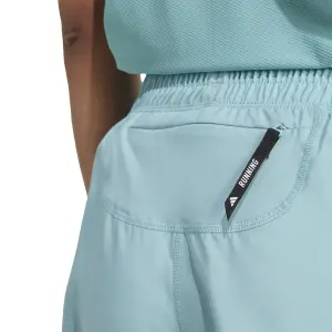 Calções para mulheres adidas Own the Run image-4