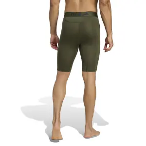 Kort adidas TECHFIT image-2