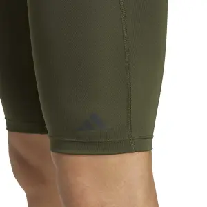 Kort adidas TECHFIT image-5