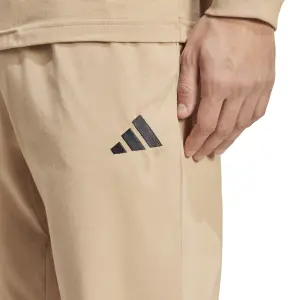 Pantalón pequeño logo adidas Essentials image-4
