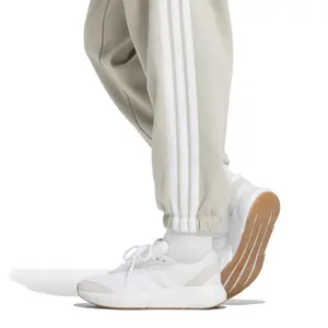 Women's loose joggers adidas Essentials 3-Stripes Fleece image-4