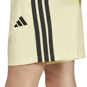 Short adidas Essentials Three Stripes Chelsea image-4