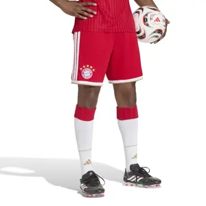 Kurze Freizeitkleidung Bayern München 2026/27 image-1