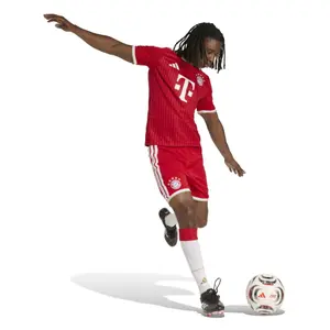 Kurze Freizeitkleidung Bayern München 2026/27 image-3