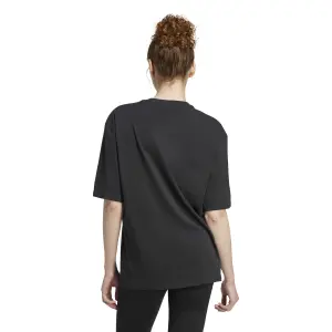 Camiseta de mujer adidas House of Tiro Linear Graphic image-3