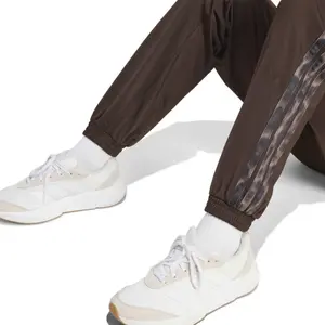 Pantalon de jogging imprimé léopard femme adidas 3-Stripes image-4