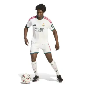 Short Real Madrid 2026/27 image-1