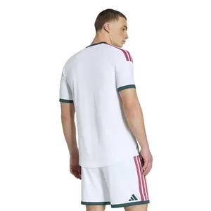 Real Madrids hemmatröja 2026/27 image-6