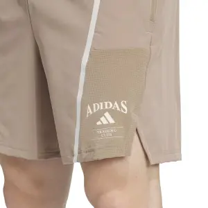 Pantalón corto adidas Designed-for-Training Legacy image-5