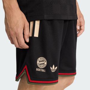 Bayern Munich Third Shorts image-4